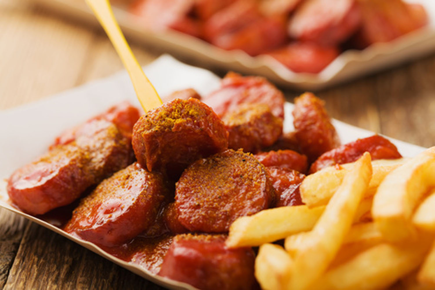 Sapore Catering, Tutzing - Currywurst und Pommes Frites